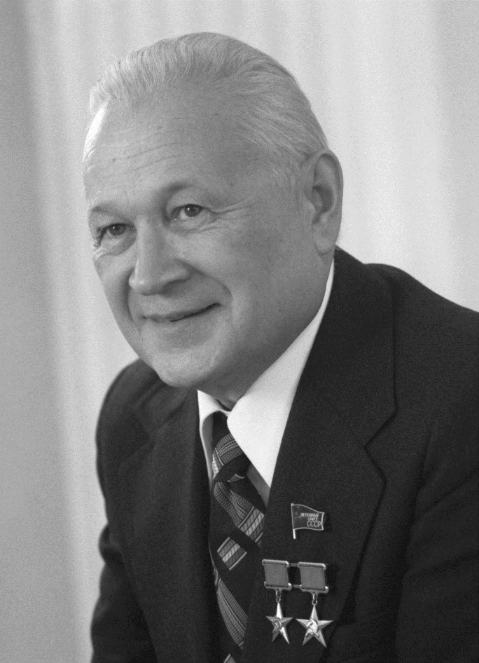 Владимир Николаевич Челомей (Иллюстрации к тексту взяты из свободных источников) 