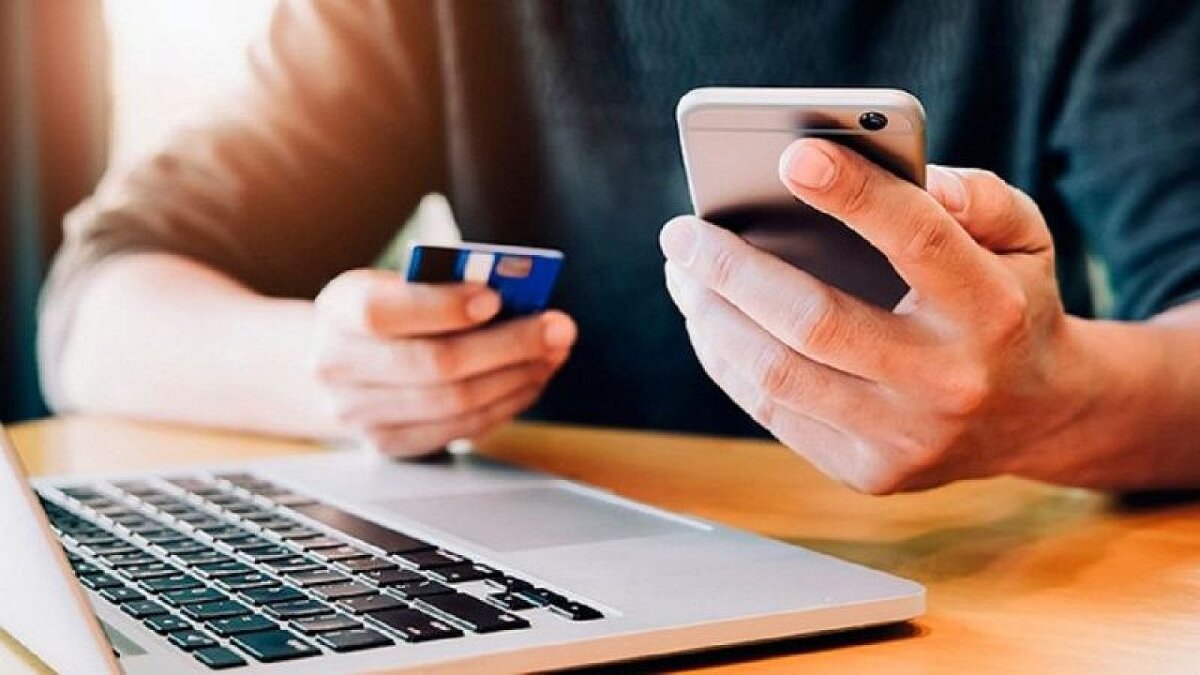 Банки не посылают своим клиентам сообщений с просьбой ввести данные карты.