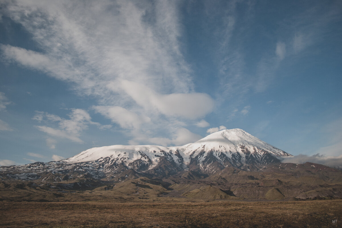 Вулканы Плоский Толбачик, Острый Толбачик. Природный парк Ключевской.