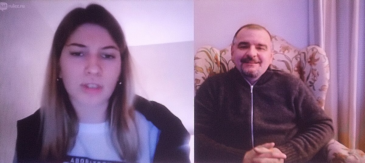 Ой, все, я не хочу с тобой больше разговаривать, сидишь ты там, в своем кресле в Нью Джерси как король и пытаешься мне  чего - то там доказать. 