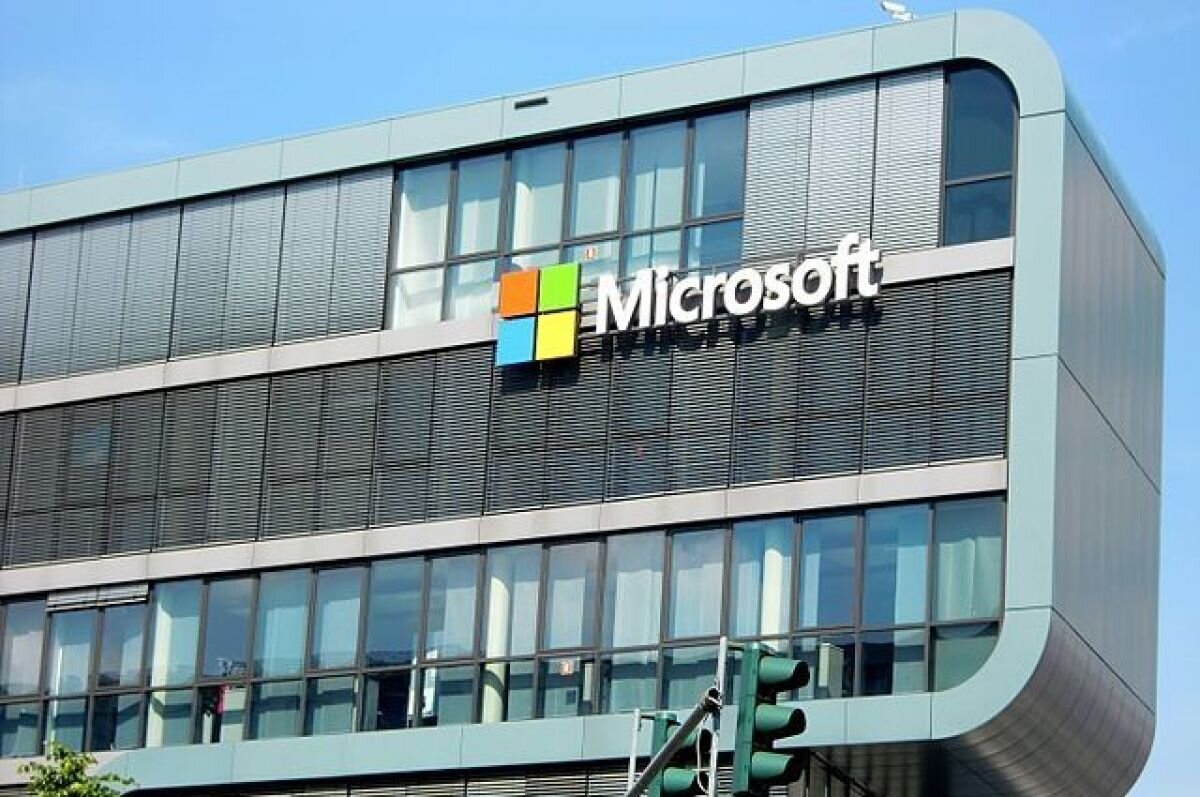    Microsoft потеряла 126 млн долларов после ухода из РФ