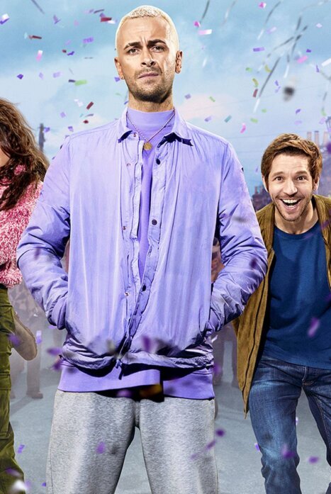 А позади Диллан) 