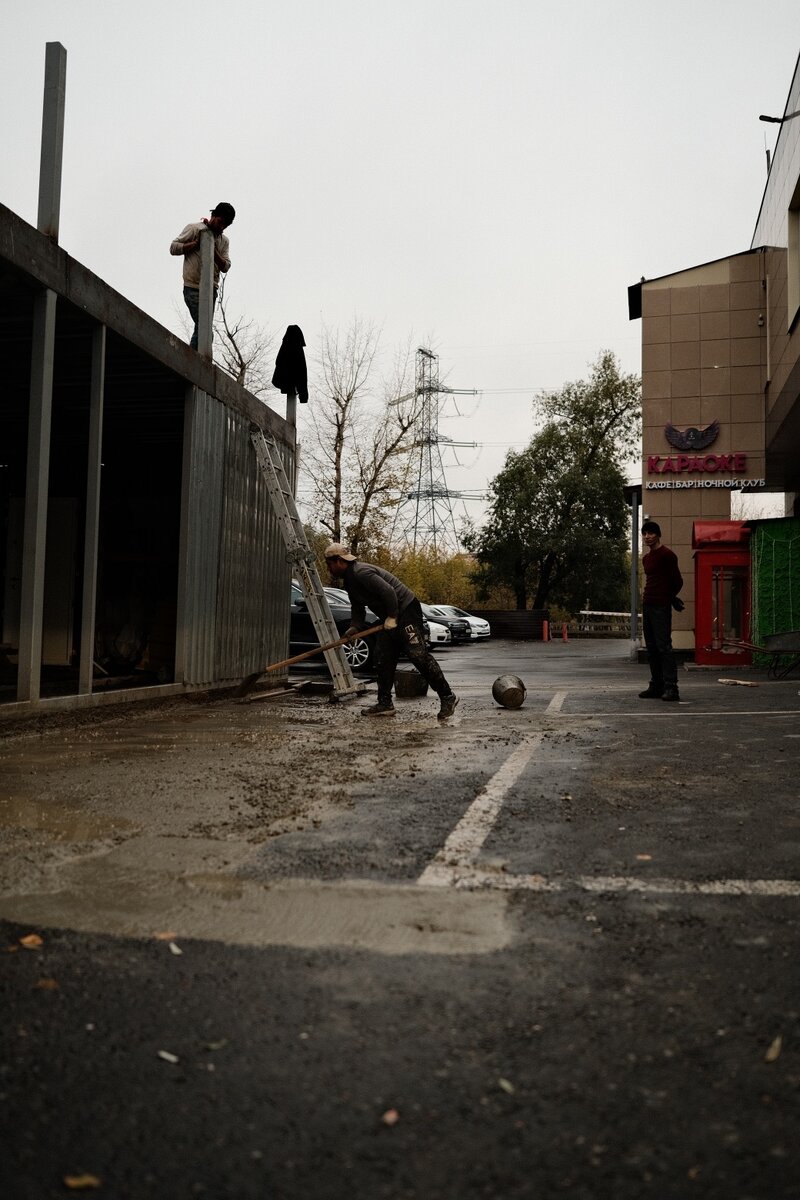 ©️Уличный фотограф Сергей Караваев, Fujifilm X-T4, Fujifilm XF 18mm f/1.4 R LM WR