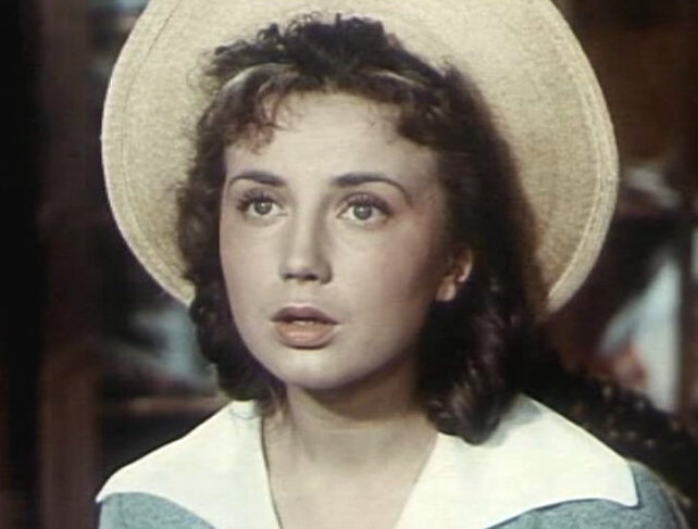 "Большая семья" - фильм, за роль в котором Добронравова получила приз на Каннском фестивале. Фото: Pinterest