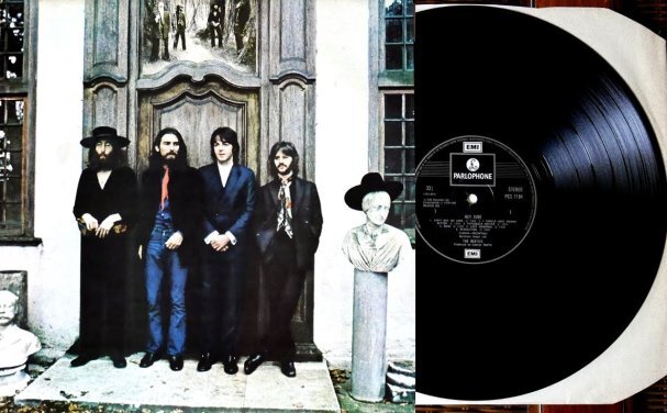The Beatles «Hey Jude», 1970 г. На фото - "британский импортный" выпуск