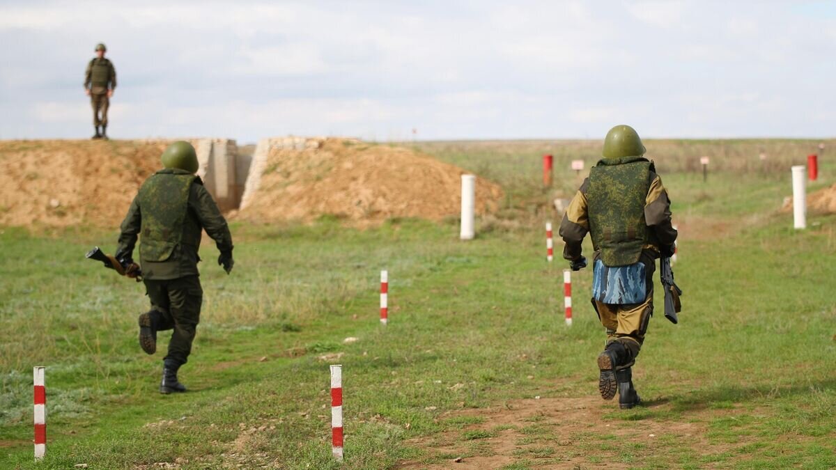    Военнослужащие из числа мобилизованных проходят обучение на военных сборах в Волгоградской области© РИА Новости / Кирилл Брага