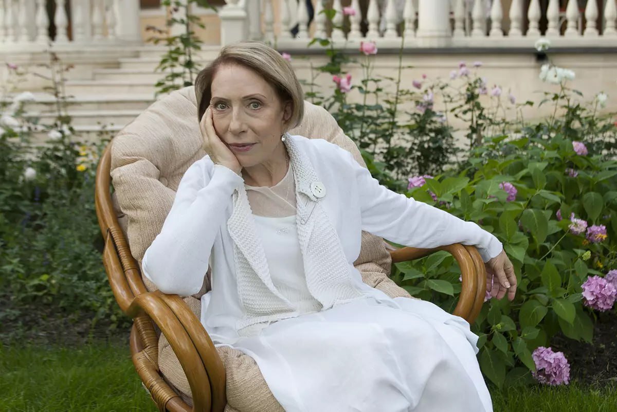 Инна Чурикова - одна из самых ярких актрис в истории отечественного кино