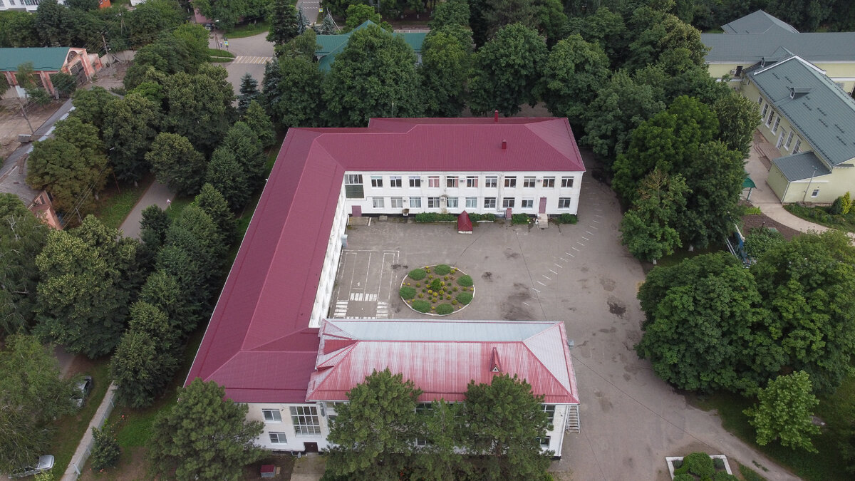 Станица Новотитаровская Школа. Не самая большая, та, которая рядом с футбольной академией