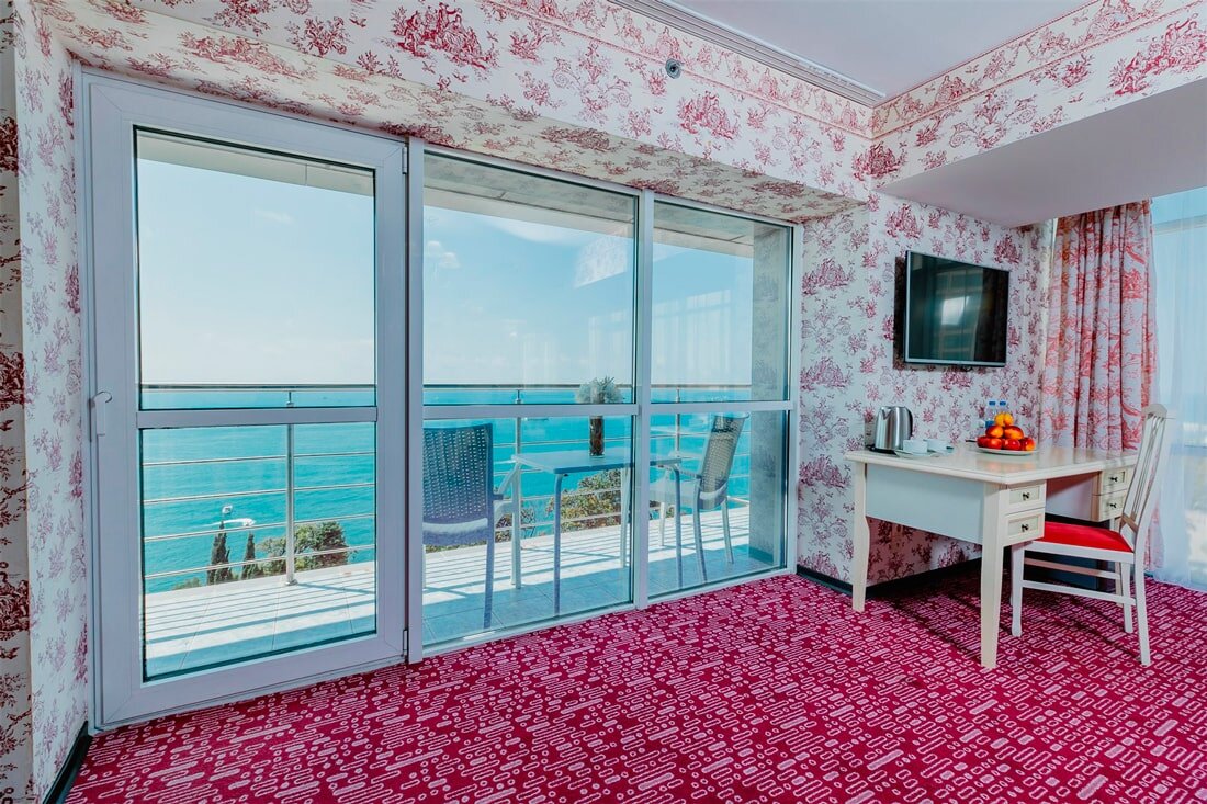 Мечтаю о таких окнах сочи