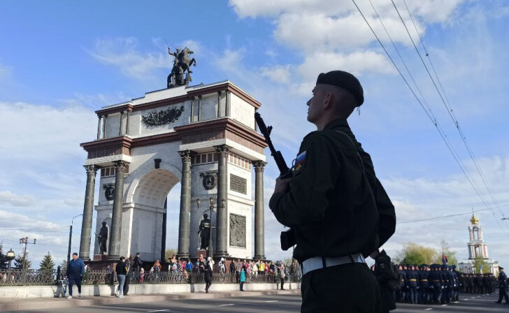    Курск продолжает получать поздравления с Днём Победы