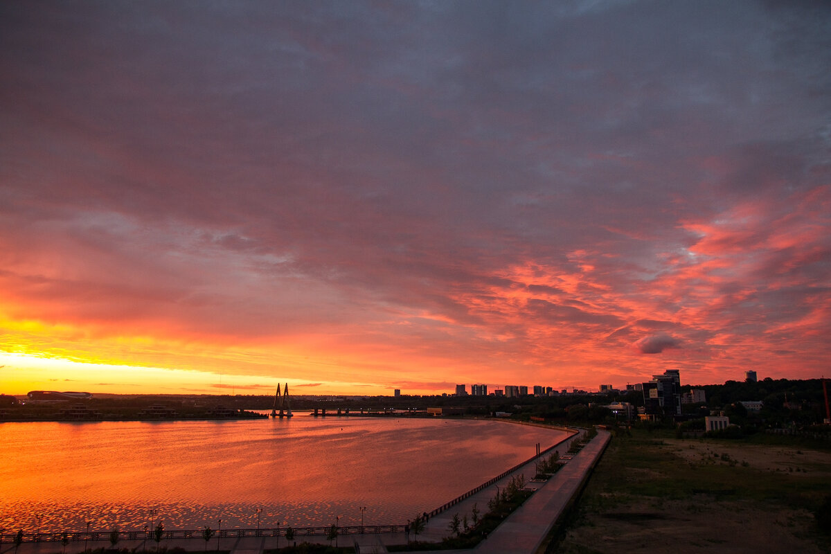 у здания НКЦ 22.06 в 2:56