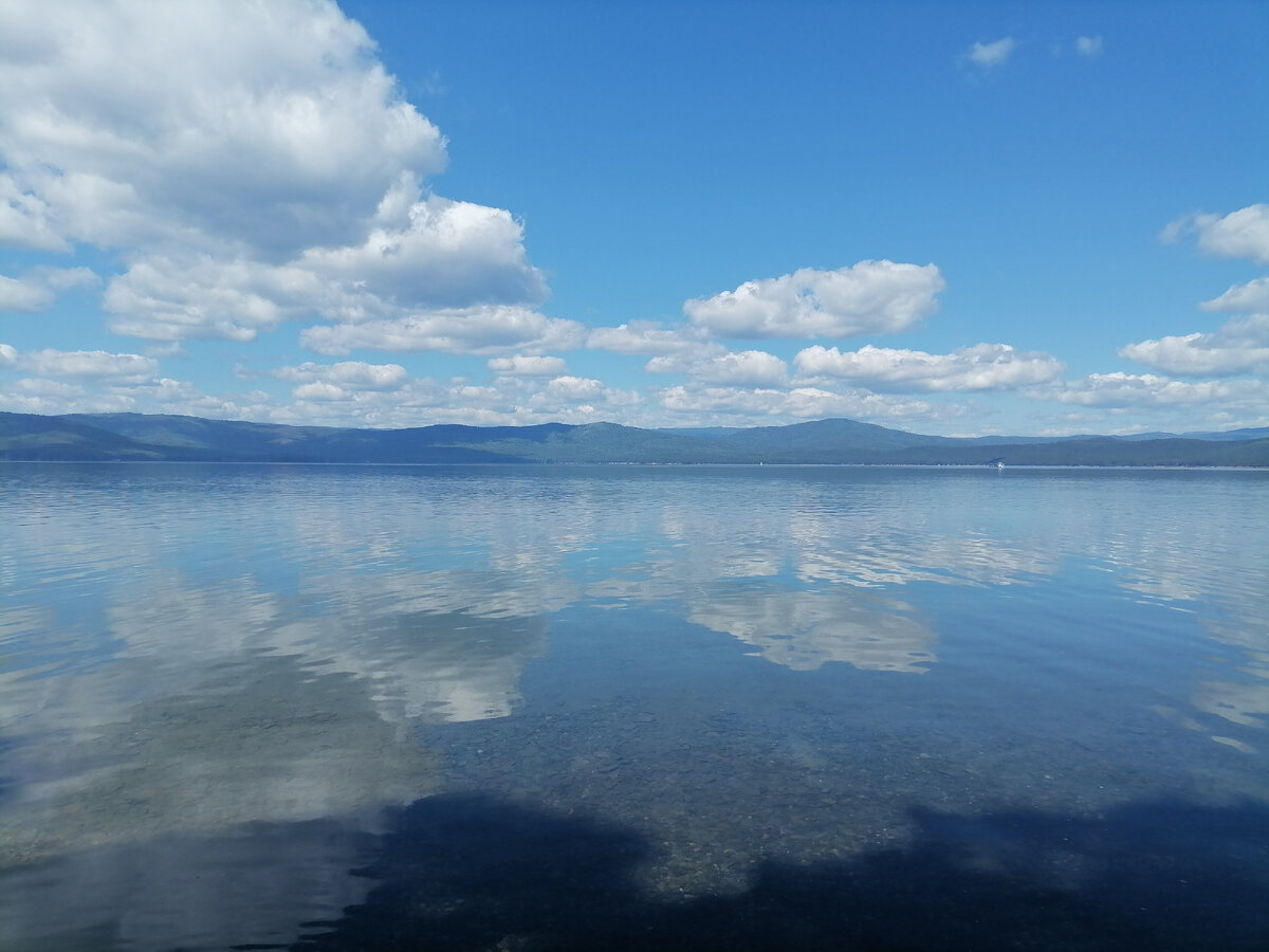 Облака над озером. Фото автора