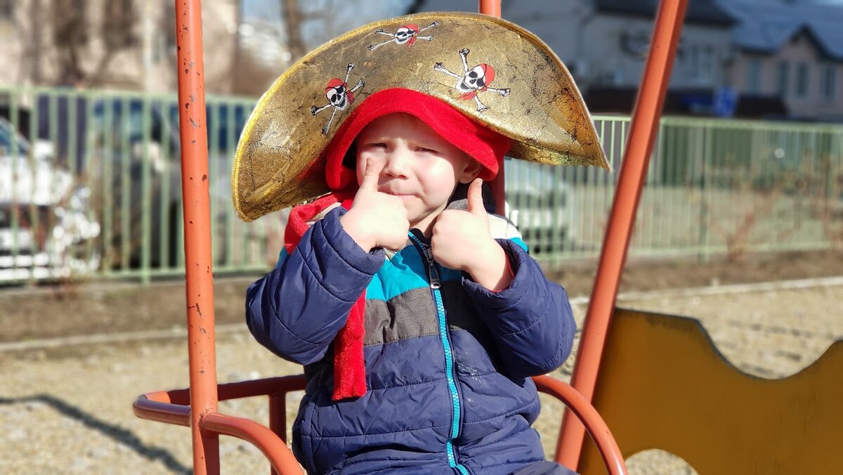 Мой младший сын.