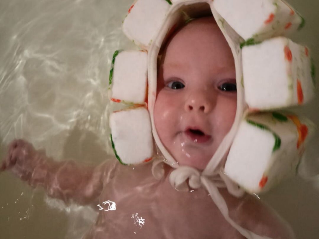 Лёня в шапке