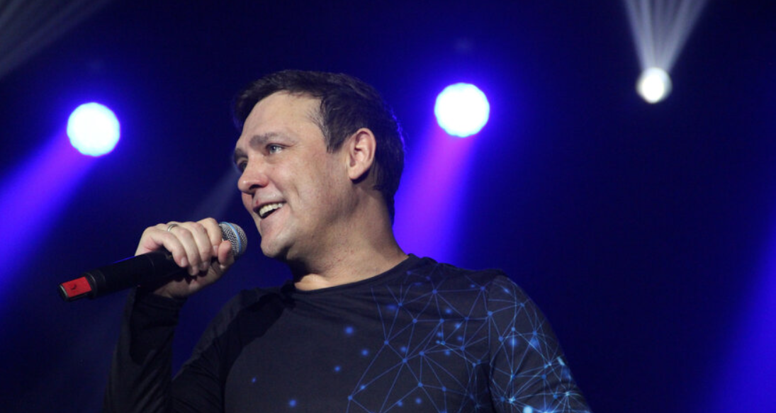 современные хиты 2022. концерт лав радио 2021. юра шатунов 2022. крутые популярные песни 2022. последний песни 2022 года.