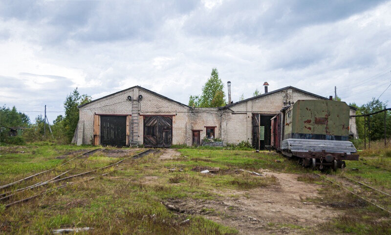Депо в поселке Опарино. Опаринская УЖД.