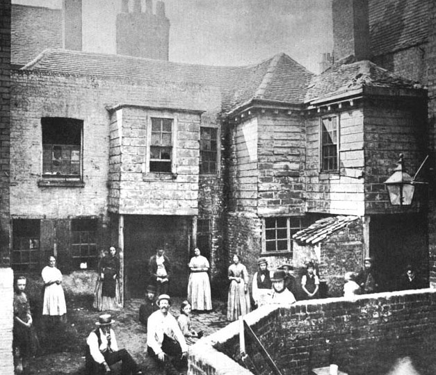 Простым англичанам жилось непросто.