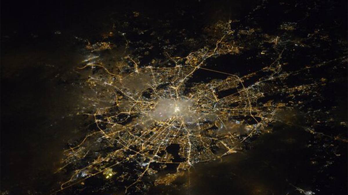    Фото: Музей Москвы / космонавт-испытатель отряда космонавтов Роскосмоса Сергей Рыжиков