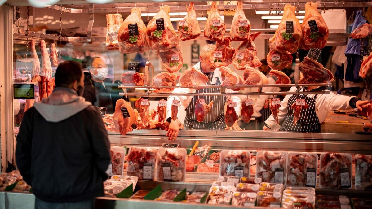    Витрина мясной лавки в Лондоне© AFP 2022 / Tolga Akmen