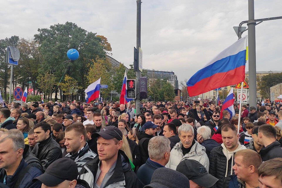 Выступление шамана на красной площади сегодня