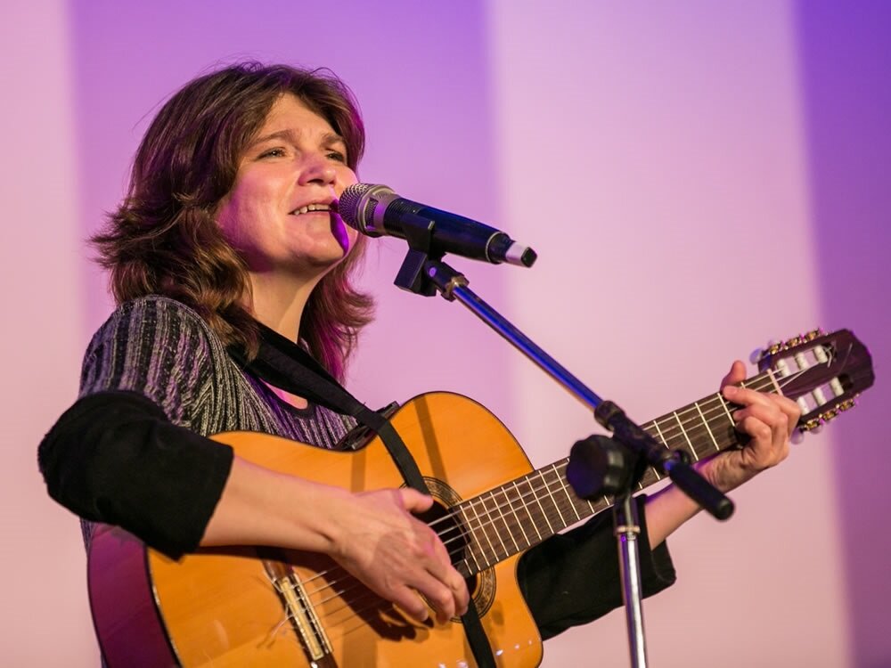 Елена Фролова. Нынче - именинница.