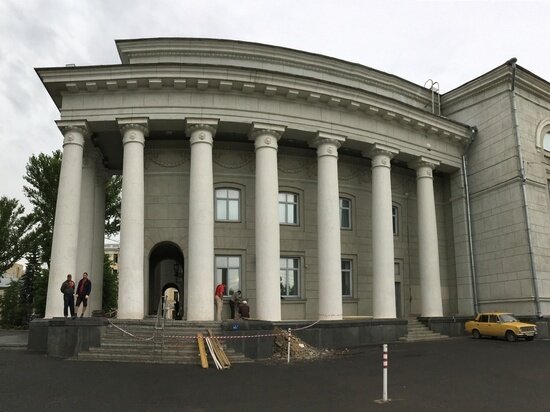     Театр оперы и балета в Саратове. Фото: Сергей Климушев