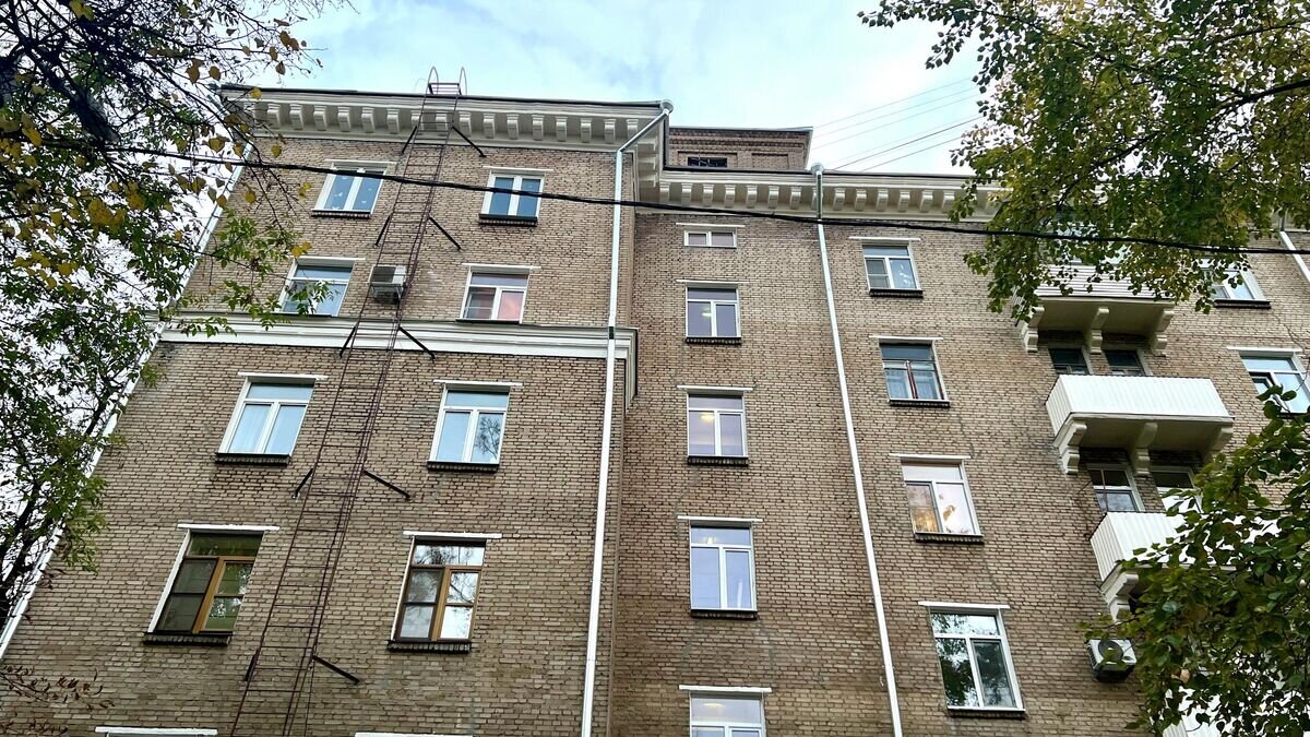    Дом в Москве по адресу: Перовская улица, 49/53© Фото : Фонд капремонта Москвы