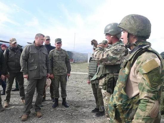     Глава региона Игорь Бабушкин встретился с мобилизованными астраханцами в Чечне