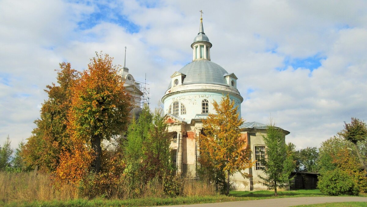 Храм богослово. Богослово Фрязино. Клин Московская область святыни. Богослово Фрязино платина.