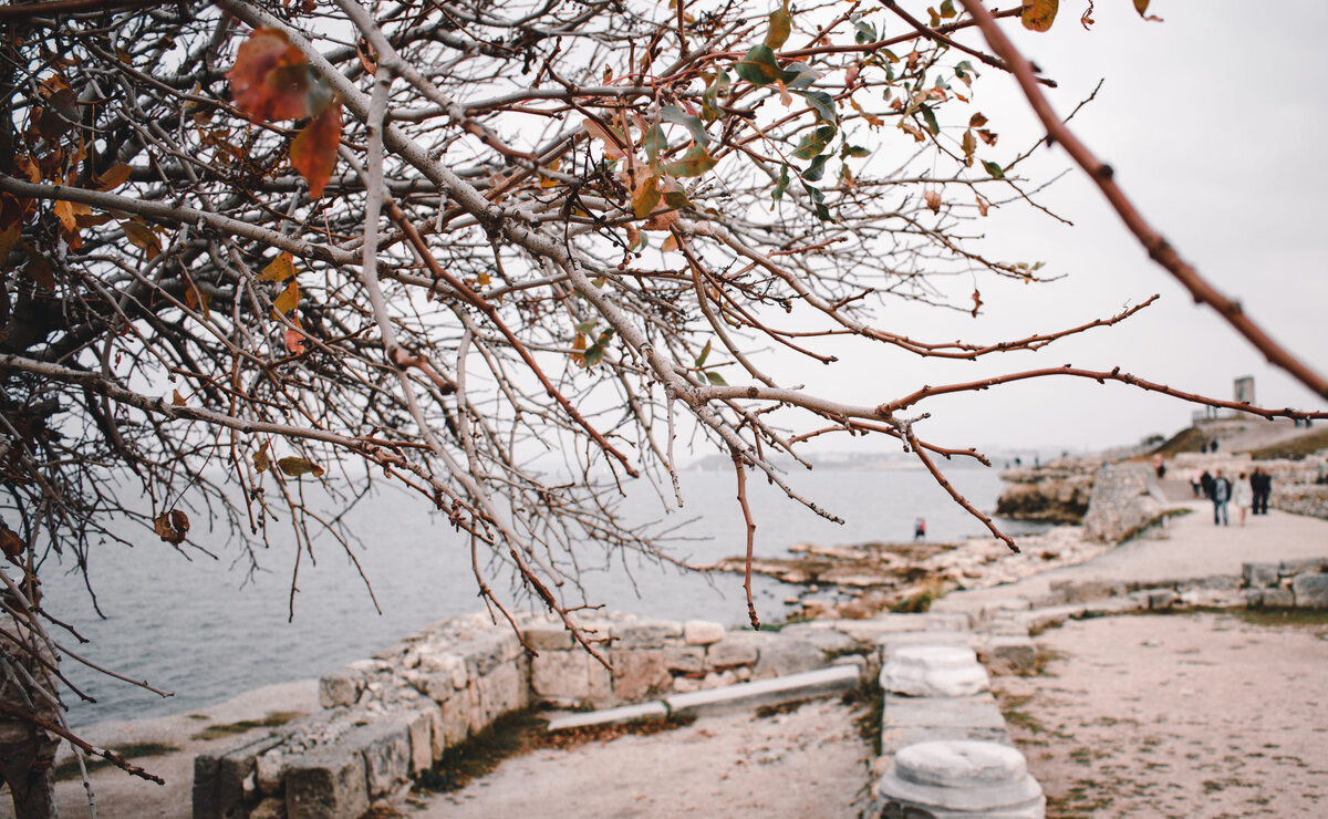    Турпоток в Крым сократился в два раза, бронирований на ноябрь нет