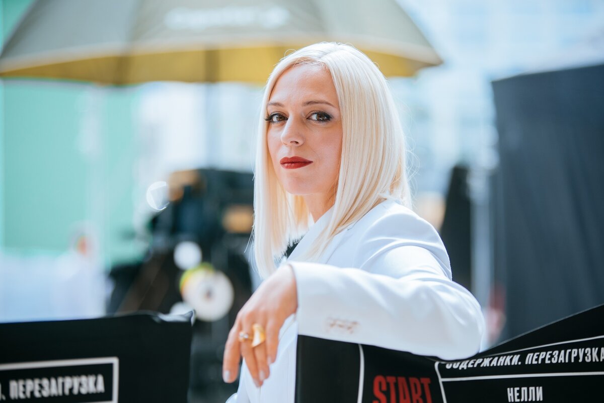    Нелли Уварова на съемках сериала «Содержанки» Фото: онлайн-кинотеатр START