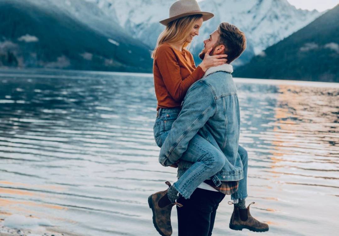 Бернард шоу высказывания. Почему люди так поступают. А солнце светило ярче и люди любили как. Иначе придется полюбить то что получили. Красивые фразы.