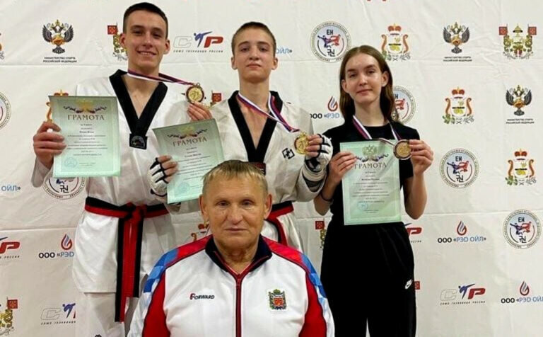    Оренбуржец Виктор Тучков победил во Всероссийском турнире по тхэквондо Кристина Просвиркина