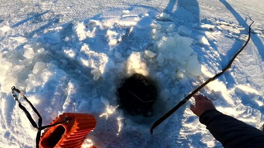 2. Зимняя рыбалка на Енисее. Проверяем уды и перемёт. Тест термоса Арктика.