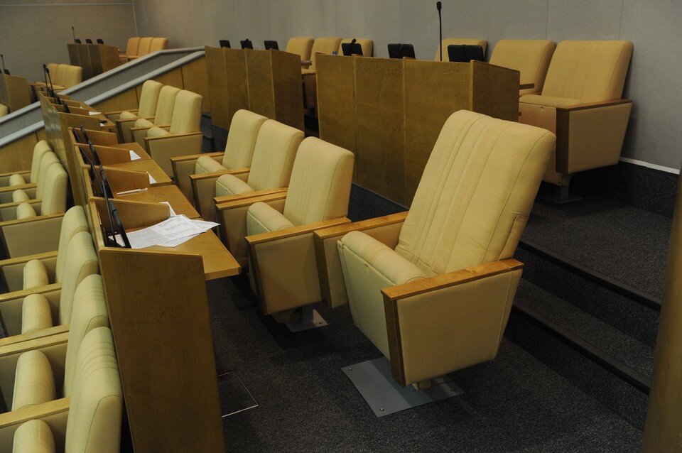     Увольнение чиновника уже утвердил сити-менеджер города Алексей Логвиненко Владимир ВЕЛЕНГУРИН