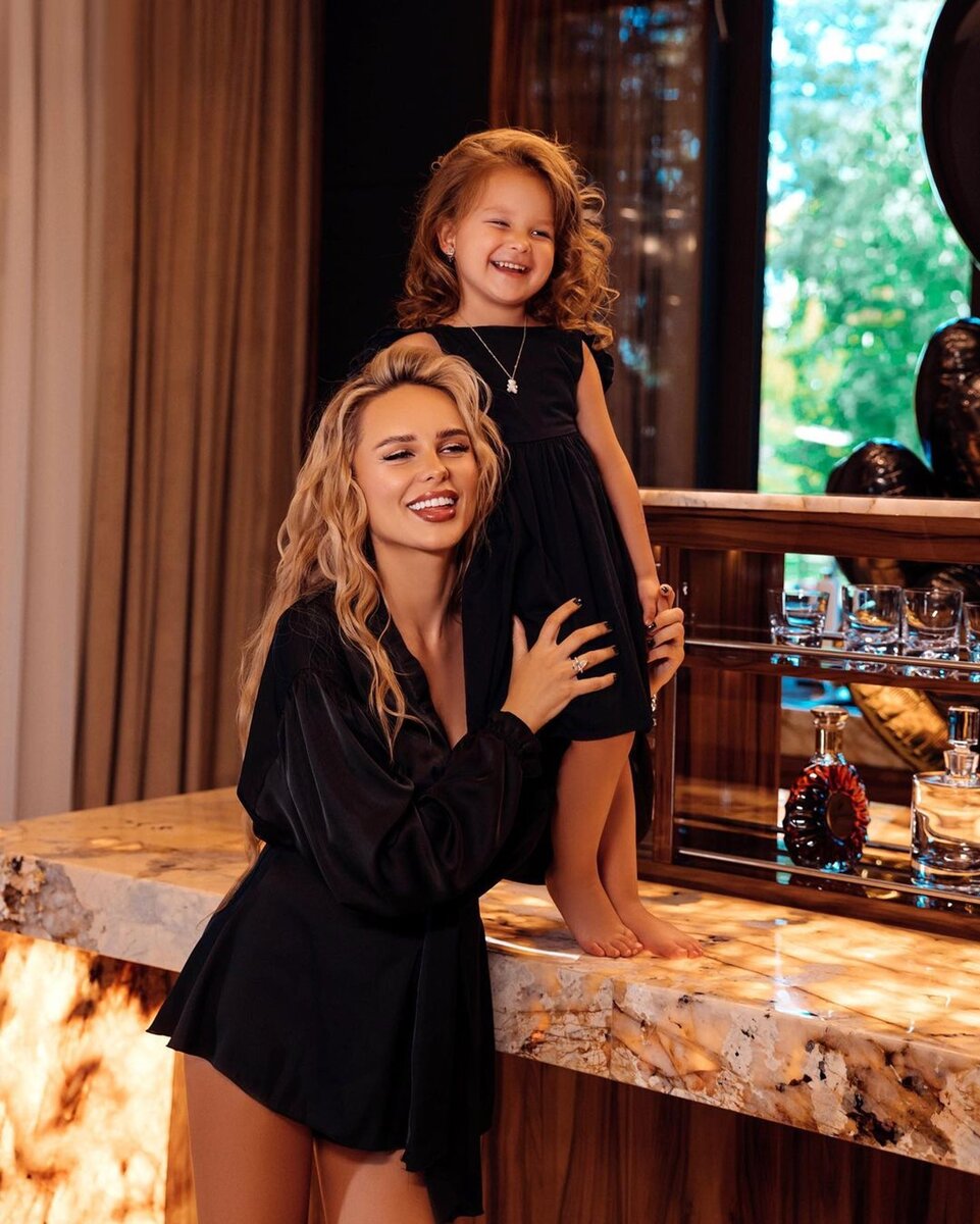    Ханна с дочерью Адрианой Фото: Инстаграм (запрещен в РФ)