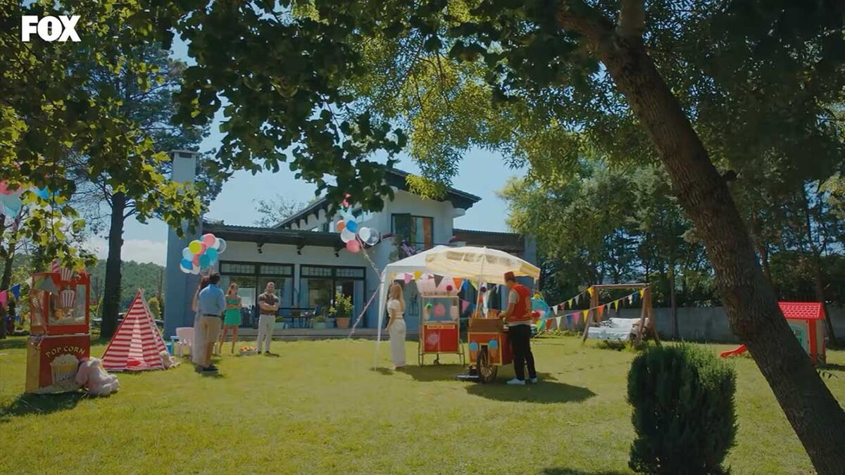 Кадр из сериала «Постучись в мою дверь», Турция, 2020 год