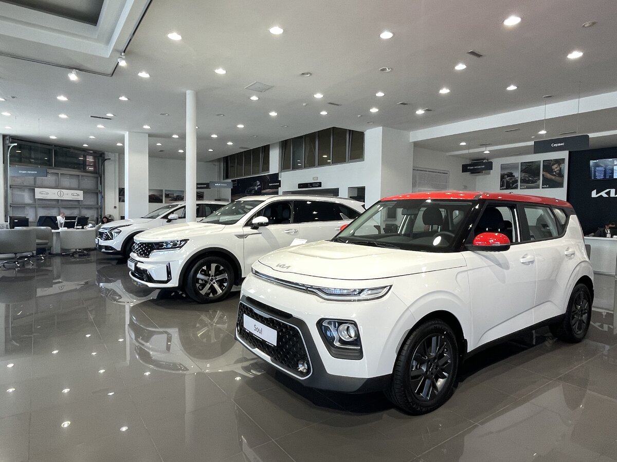     Автопроизводители смылись восвояси: что ждет российских автодилеров Фото: АвтоВзгляд