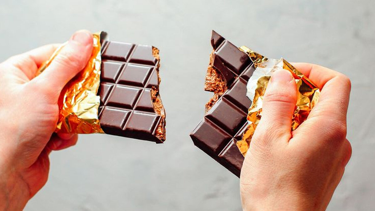 отдушка шоколад. мини плитки шоколада. Chocolat 2024. натуральный шоколад. черный шоколад.