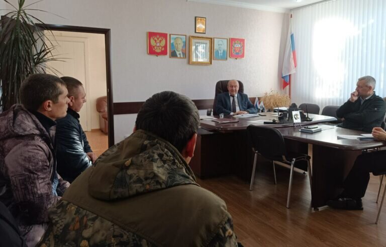    Глава Кувандыкского округа Виктор Пауков встретился с мобилизованными земляками Кристина Просвиркина