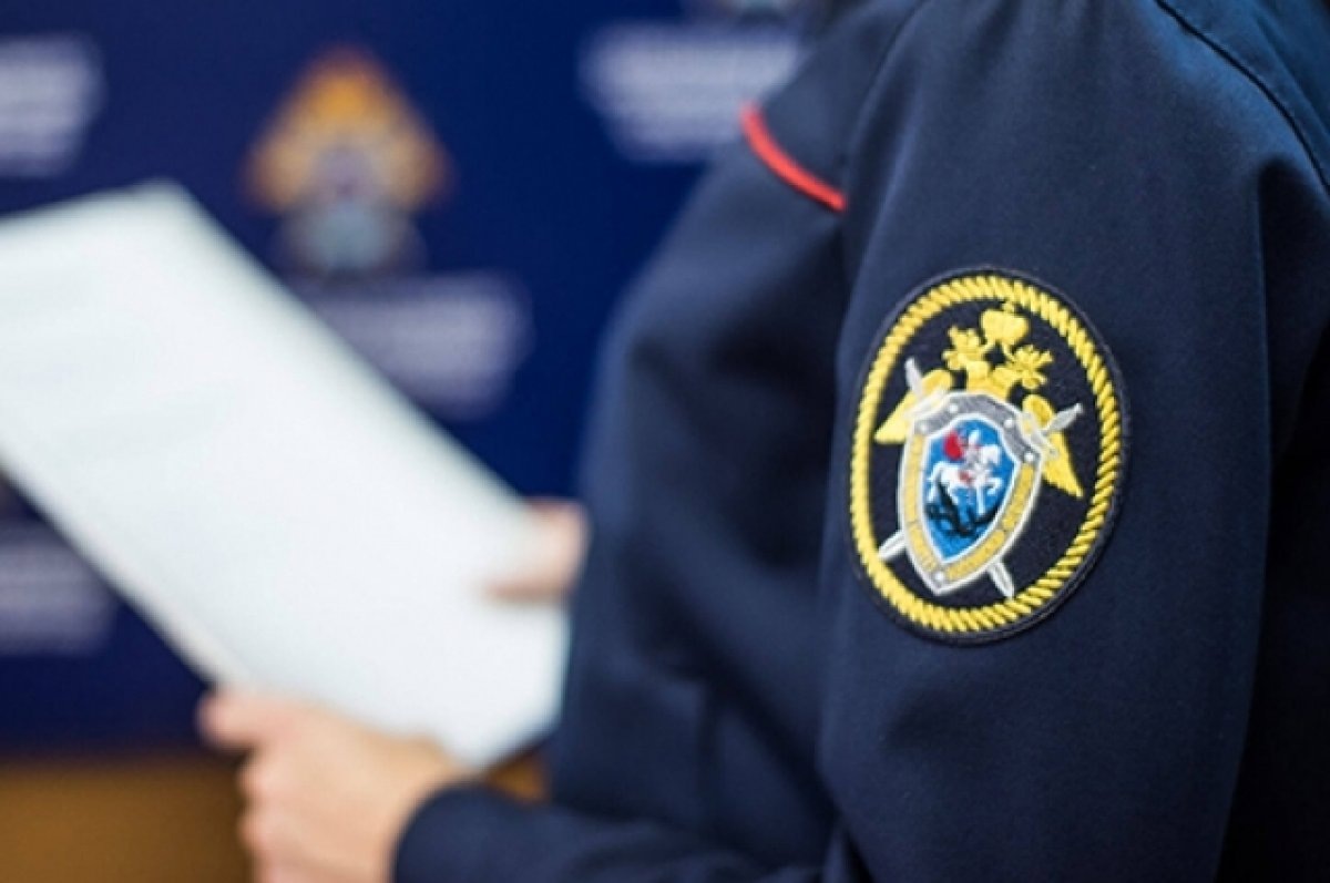    СК возбудил уголовные дела на получавших взятки чиновников из Минстроя Оренбуржья.