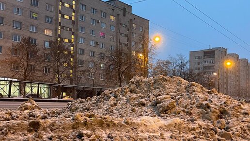 О наболевшем каждого петербуржца. Смотрите на всех дорогах города ежегодный блокбастер 