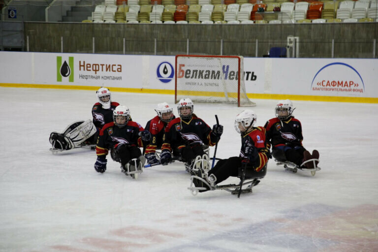    Оренбургская детская команда по следж-хоккею заняла второе на Всероссийском турнире Елена Шкатова