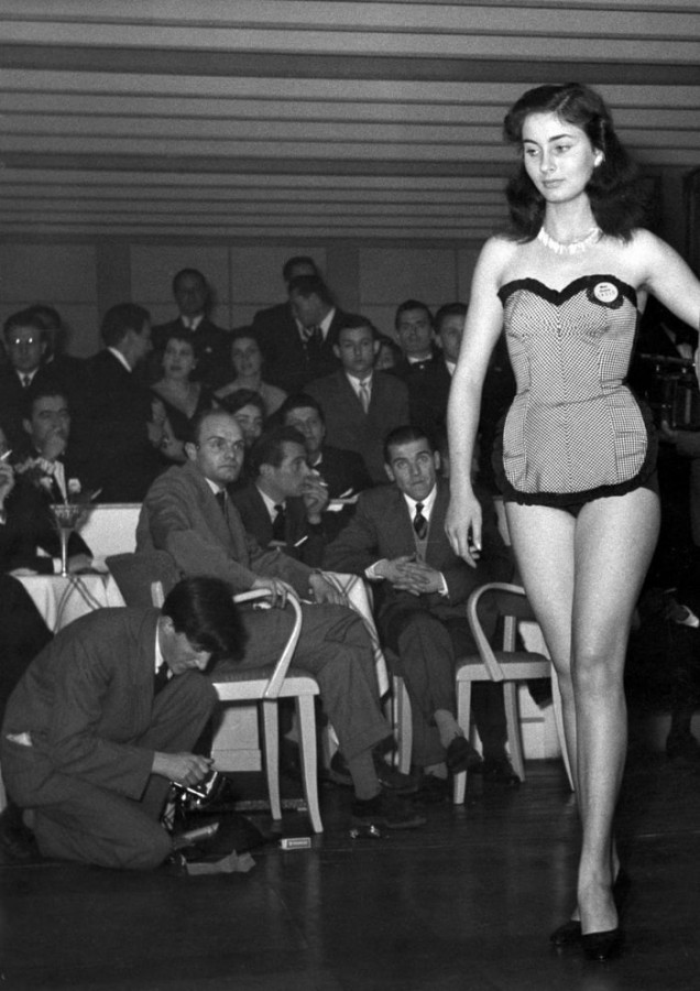 21 век принёс человечеству повальное увлечение диетами и фитнесом. Наверное, в некоторых случаях это неплохо и может быть даже полезно.-4