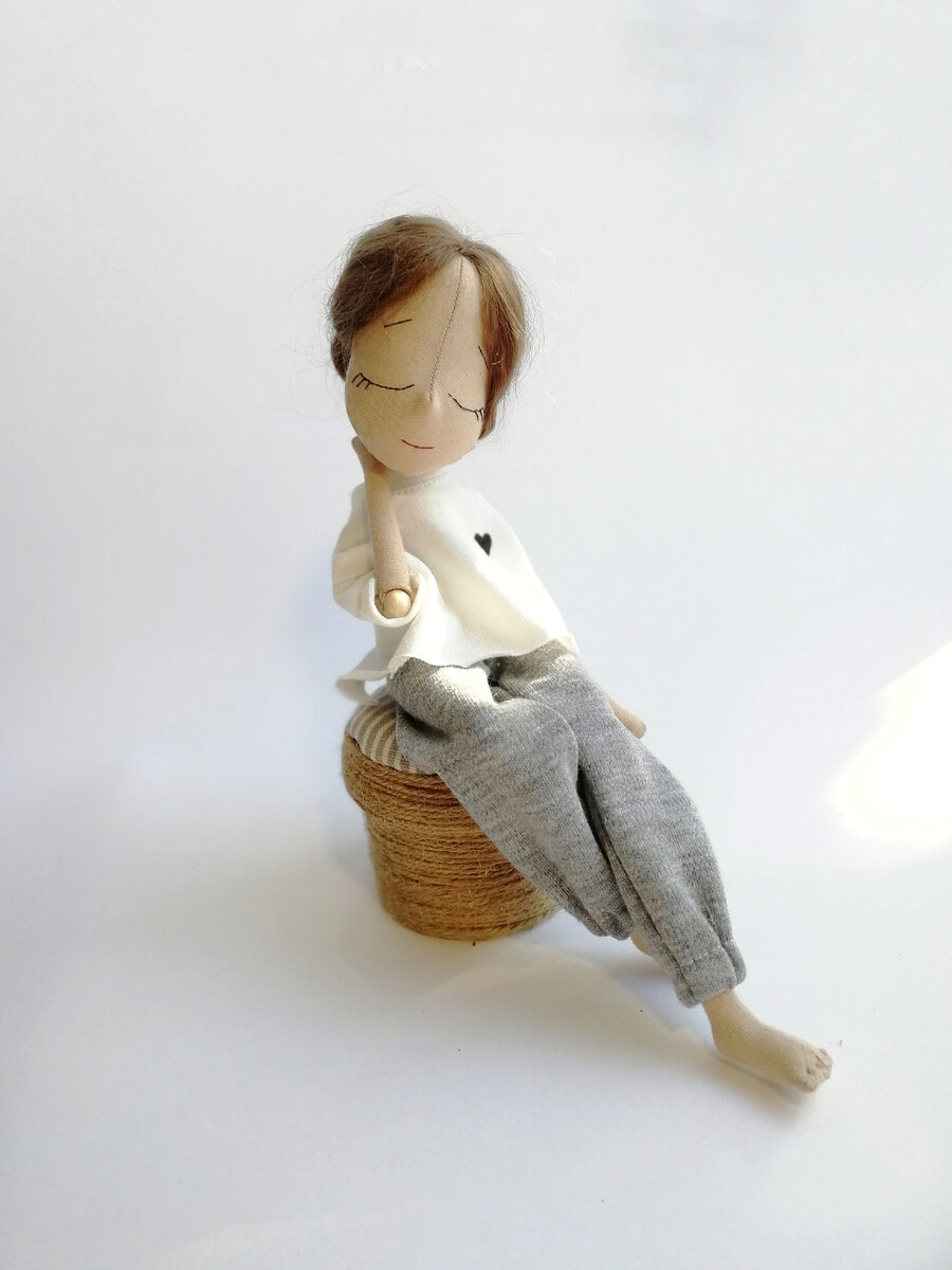 Утяжка лица текстильной куклы: подробно о технике