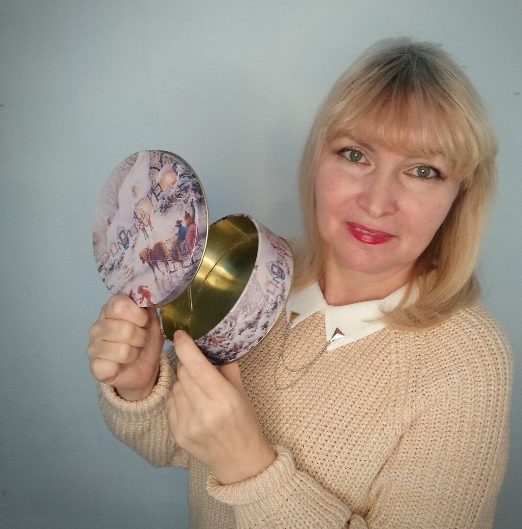 Если не складываются отношения, это больно. Даже если боль "спрятана в красивую коробочку" благополучия