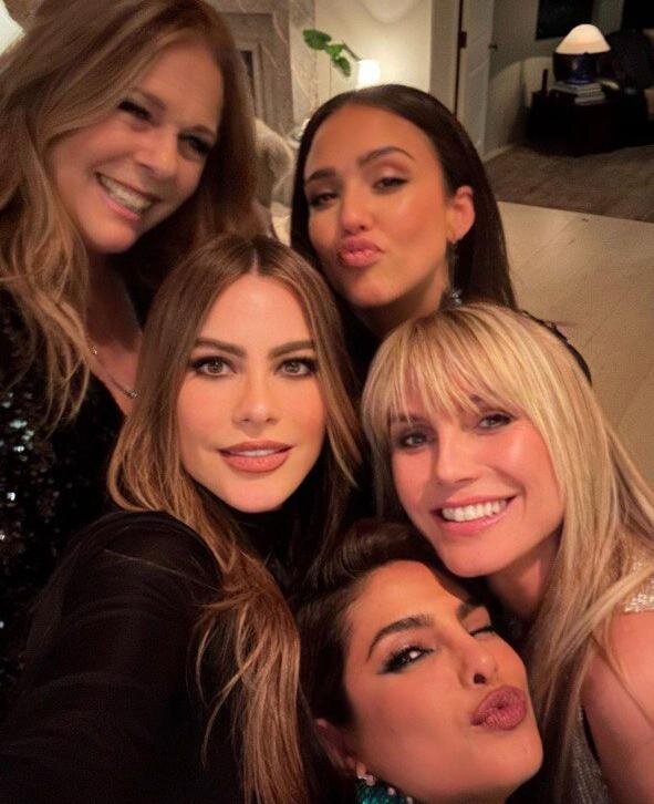     Хайди Клум, Приянка Чопра, София Вергара, Джессика Альба и Анастасия Соаре