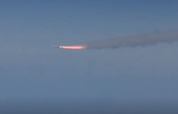 американская гиперзвуковая ракета на старте  📷
