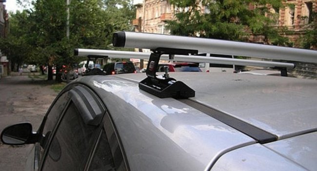 Ещё один способ — крепление на рейлинги