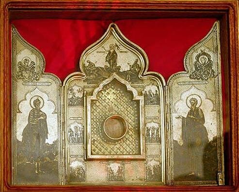 часть ризы в храме